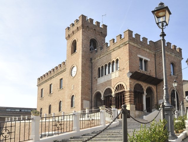 Palazzo comunale e Torre civica