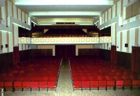 Cingoli - Cinema Teatro Farnese
