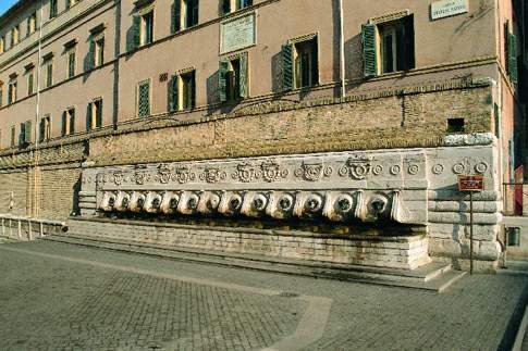 Ancona - Fontana delle Tredici Cannelle