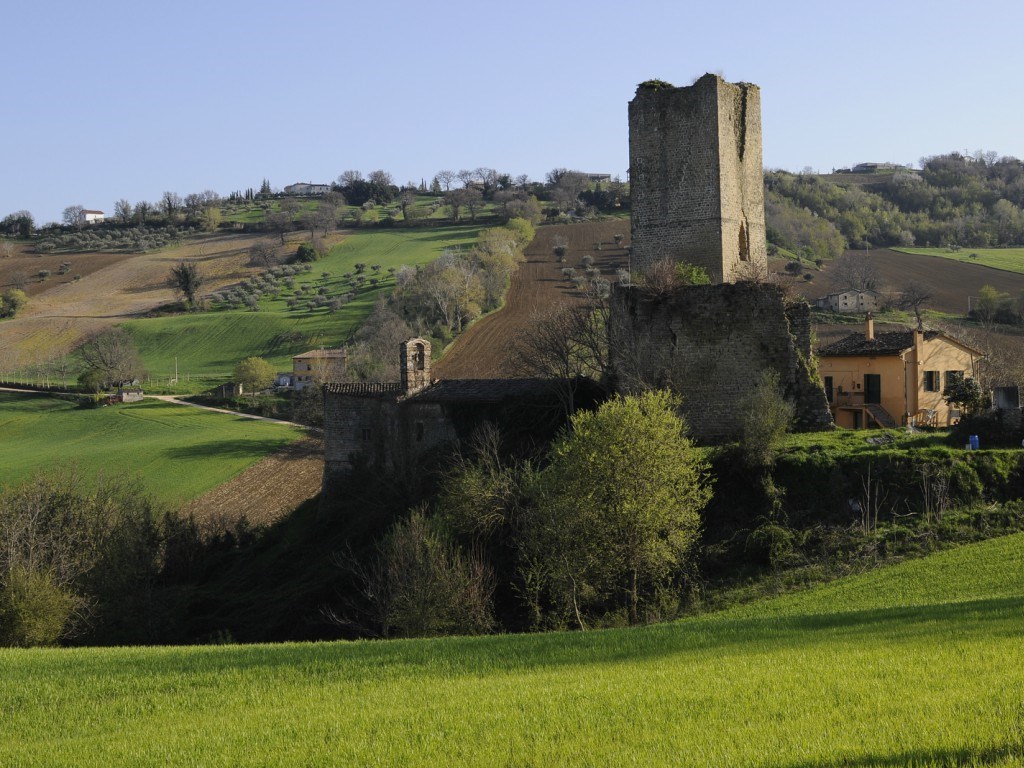 Castello di Carpignano Ph Comune di San Severino Marche
