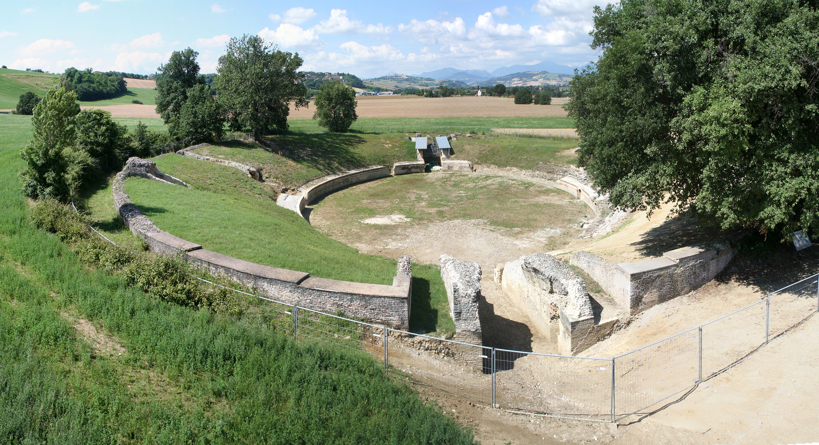 Parco Archeologico - Anfiteatro