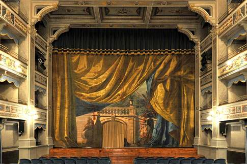 Sipario storico del Teatro La Nuova Fenice