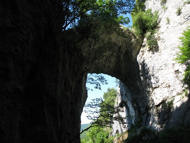 Arco naturale in roccia di Fondarca, Monte Nerone