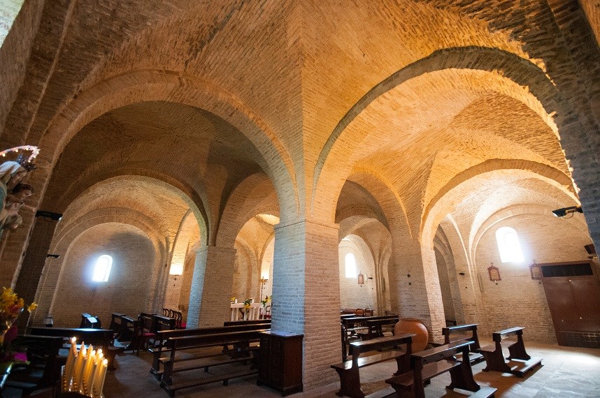 San Claudio al Chienti - Cripta