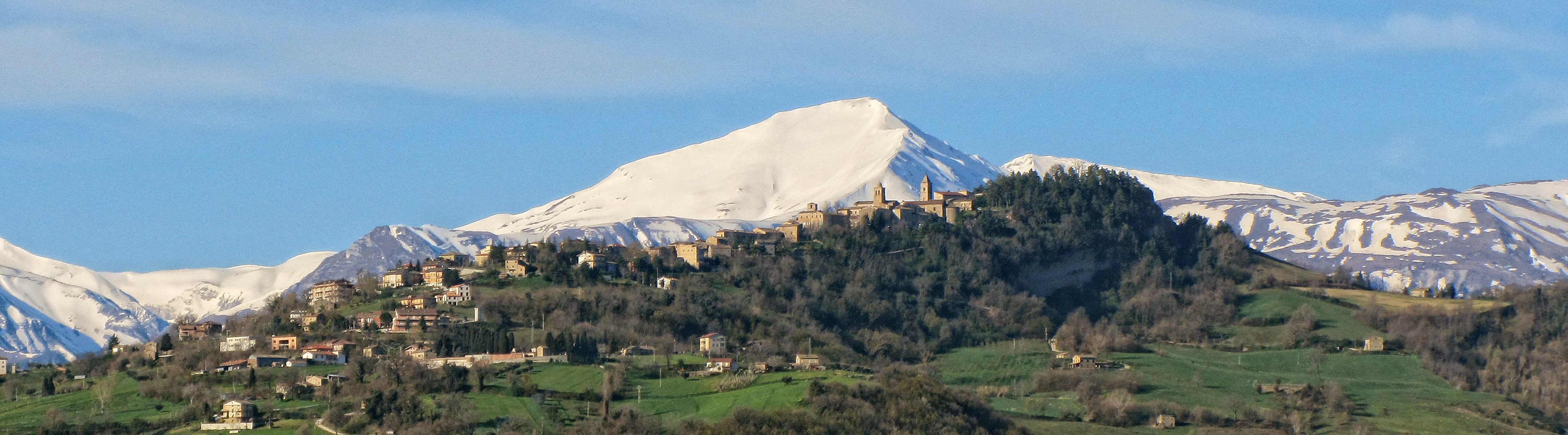 Penna San Giovanni e Monti Sibillini