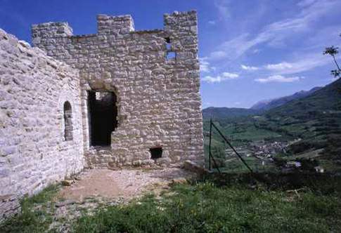 Castello di Montalto di Cessapalombo