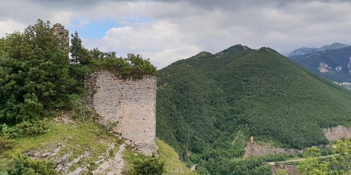 Cessapalombo - Rocca Col di pietra