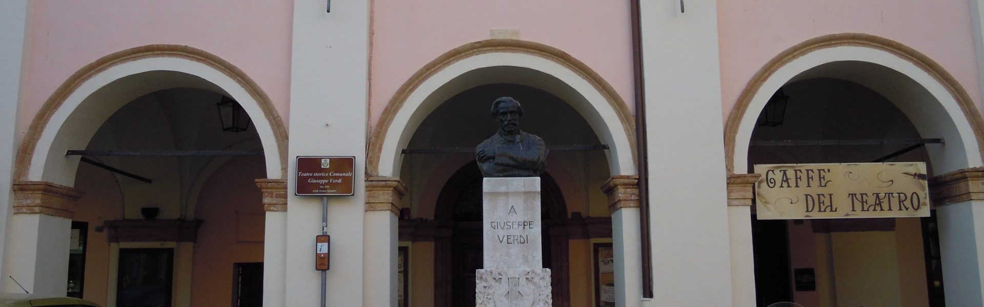 Pollenza - Teatro Giuseppe Verdi - facciata