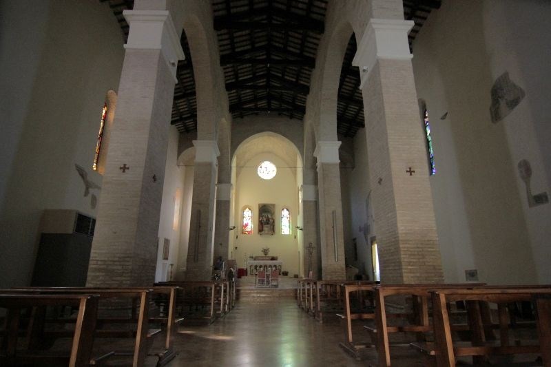 Treia Chiesa di San Michele - Interno