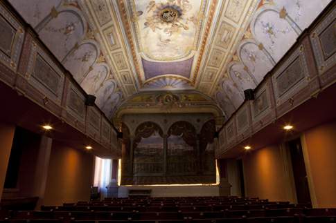 Teatro all'interno della Rocca di Sassocorvaro